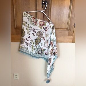 OS Spartina 449 floral linen tassel trimmed poncho